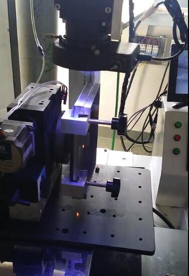 耐恩科技四轴联动激光焊接机